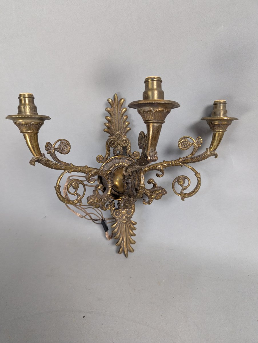 Vintage Rococo Revival Three-Arm Wall Sconce Ornate Antique Lighting Collector's Piece
