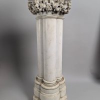 Antique Marble Corinthian Column Pedestal with Acanthus Leaf Carvings