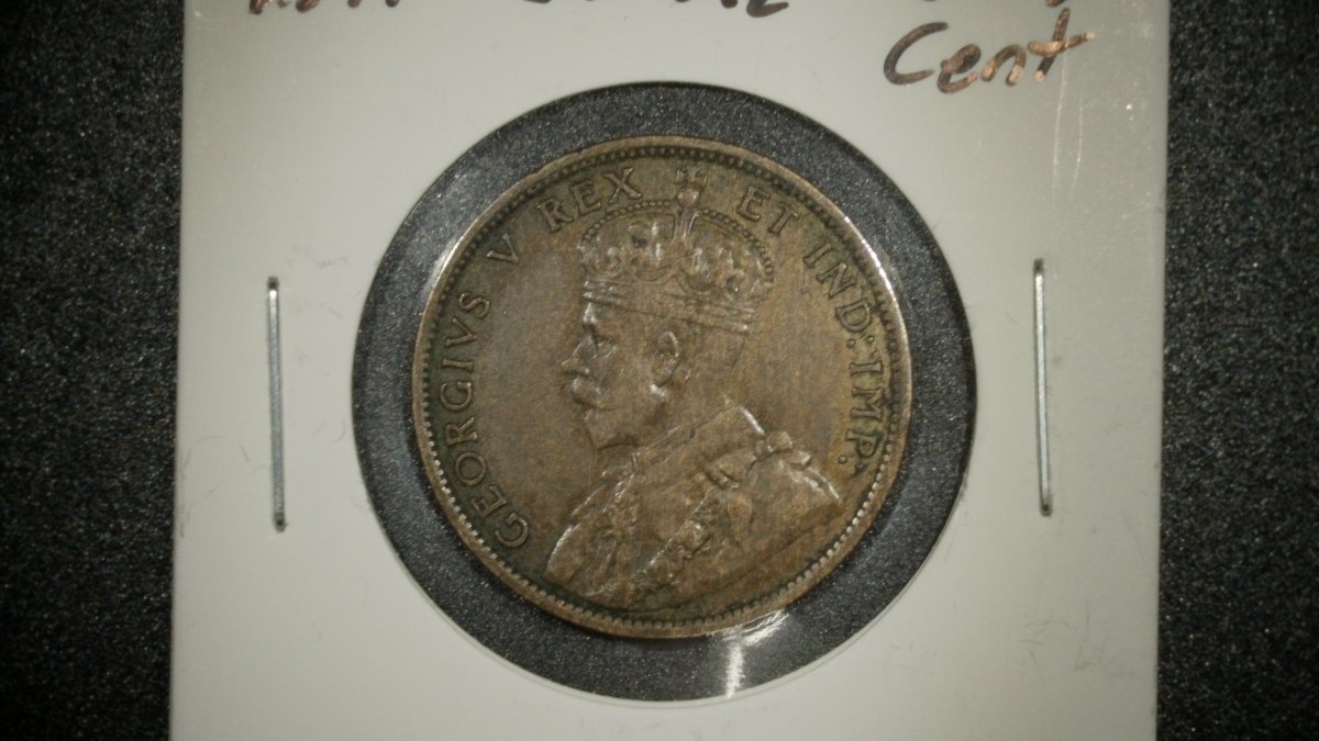 Lot of 2 Canadian King George V One Cent Coins 1911 Godless and 1917 E.F. Grade