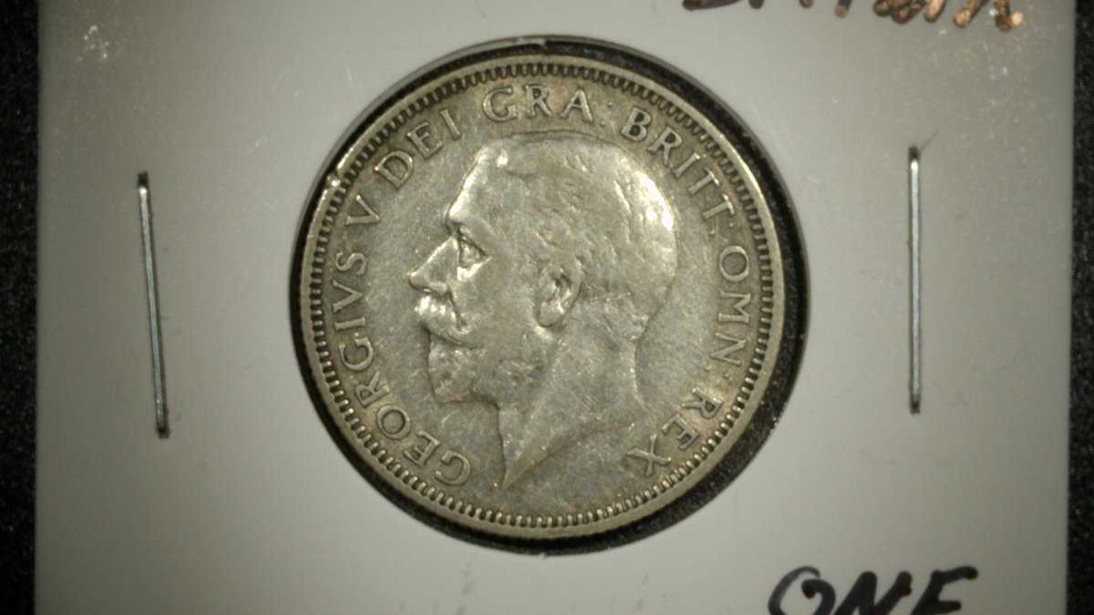1933 King George V One Shilling & 1943 King George VI Two Shillings Silver Coins Lot