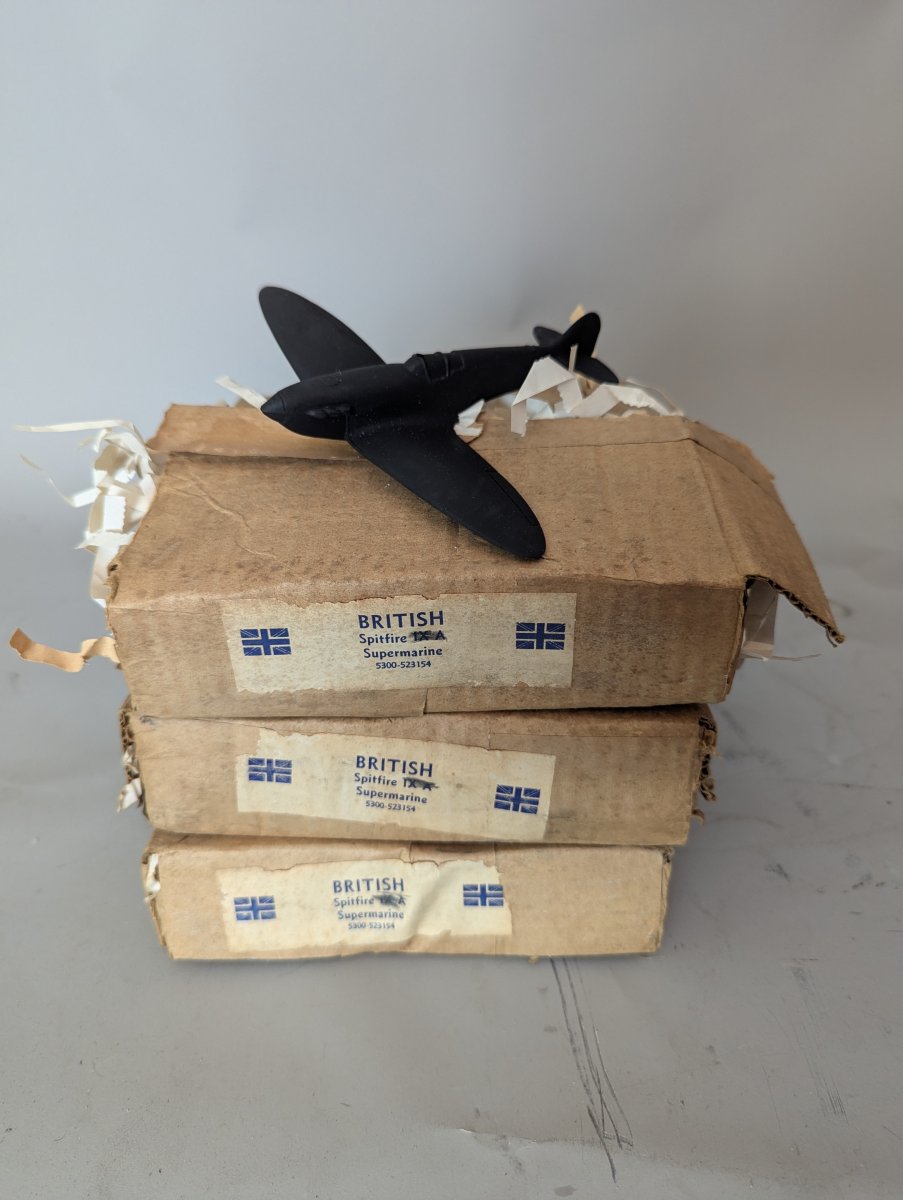 WWII Supermarine Spitfire IX A Recognition Model Lot With Original Boxes