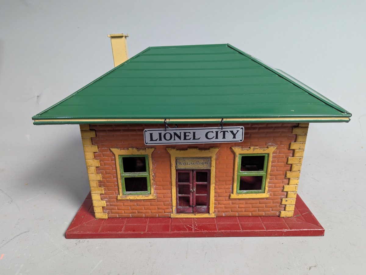 Lionel Pre-War Standard Gauge No. 124 City Station Vintage Toy Train Accessory