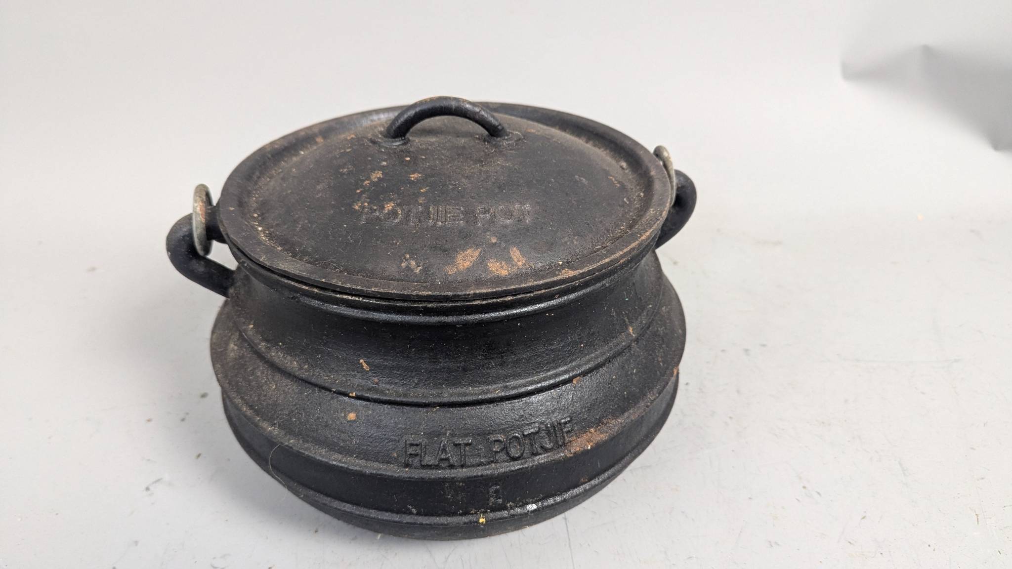Cast Iron Flat Potjie Pot With Lid by Action Africa