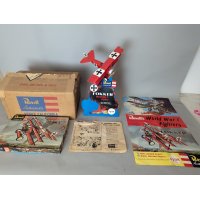 1957 Revell Fokker Triplane Model Kit Complete Store Display Set with Original Materials