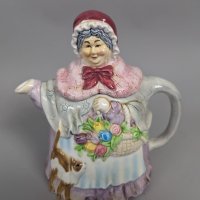 5 Teapots Including Fritz and Floyd Takahashi Clay Art and More